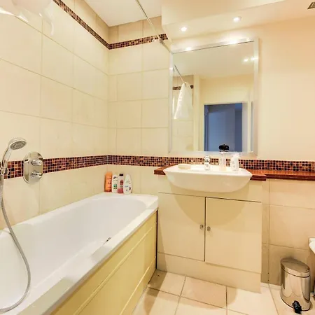 Guestready - Rosey Delight In South Kensington Apartment London Exterior photo